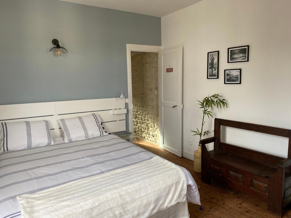La Maison Bleue Port-en-Bessin-Huppain Esterno foto