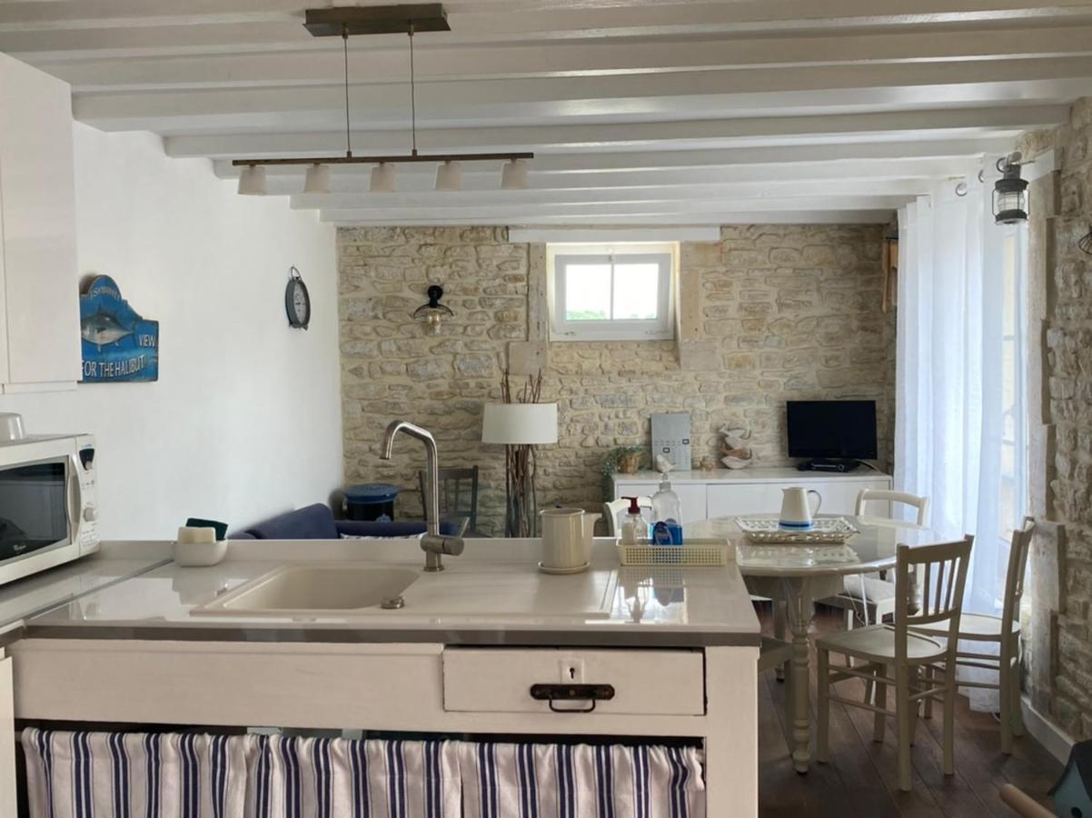 La Maison Bleue Port-en-Bessin-Huppain Esterno foto